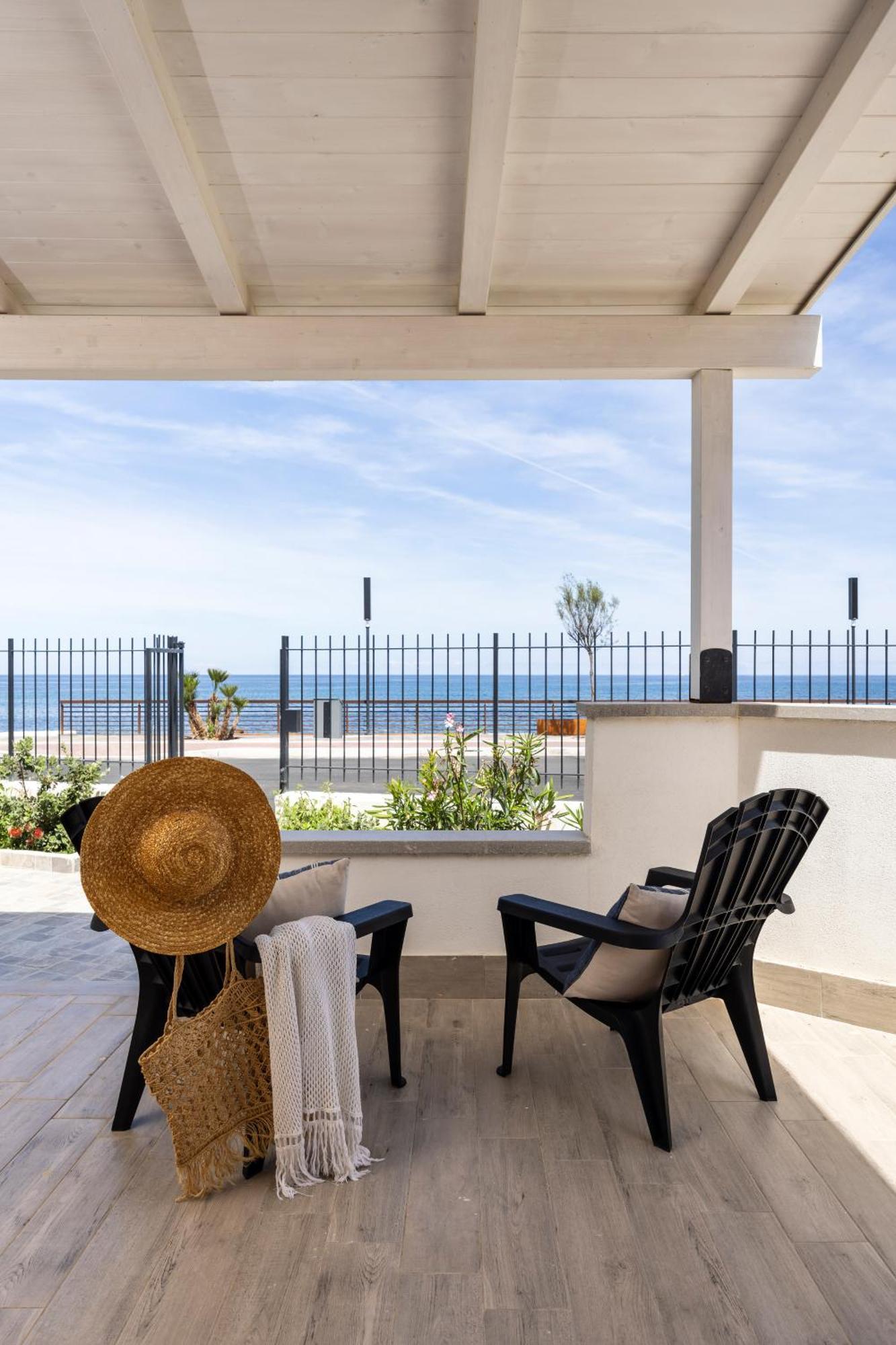 Ferienhaus Barcarello Sea House